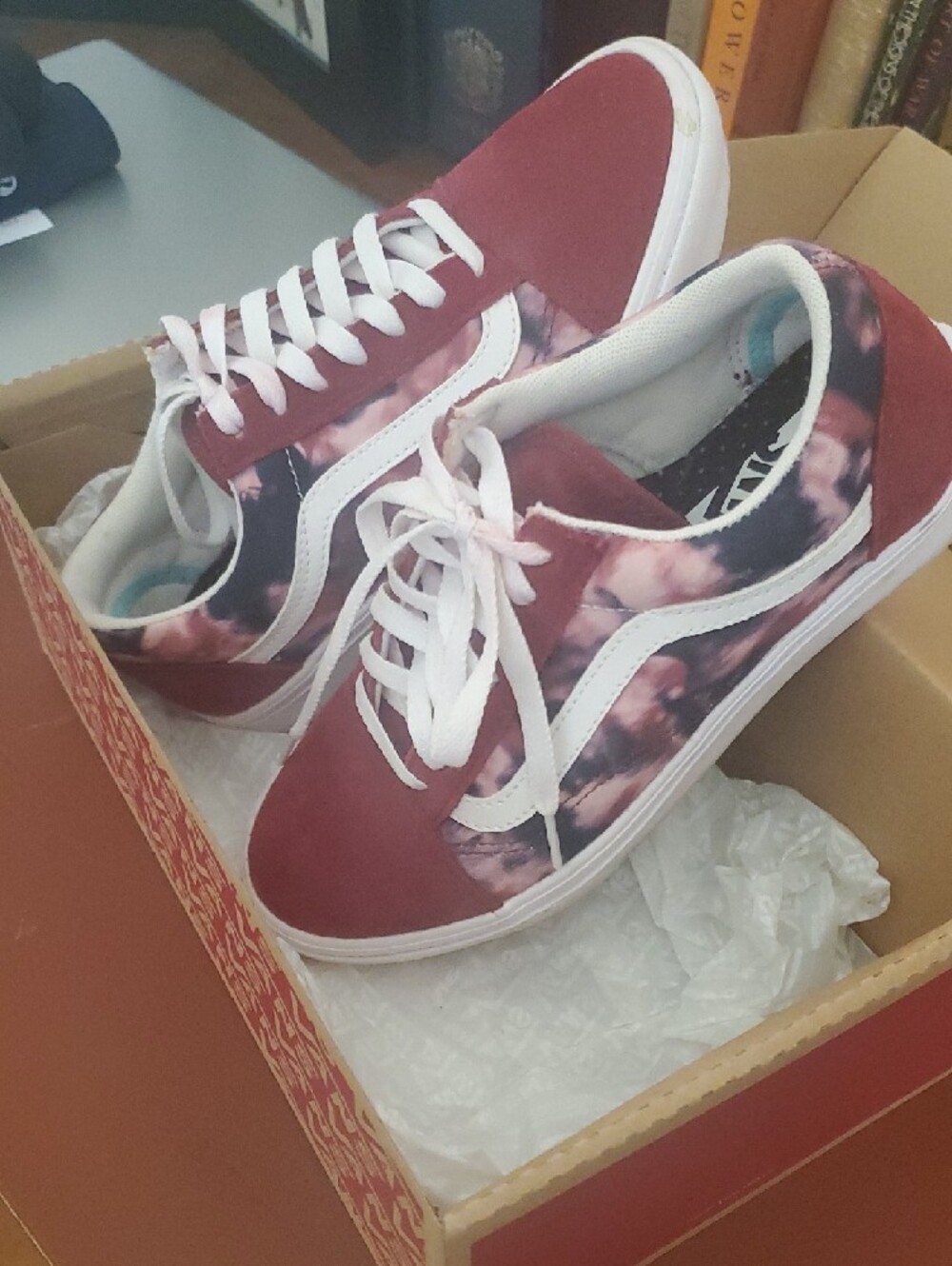 Vans ComfyCush Old Skool Burgundy/White Sneakers - Picture 6 of 7